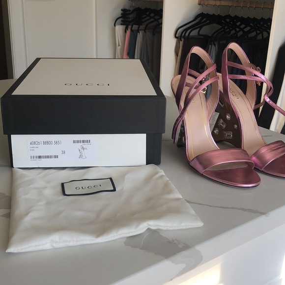 The cutest ever Gucci sandals - Picture 5 of 7